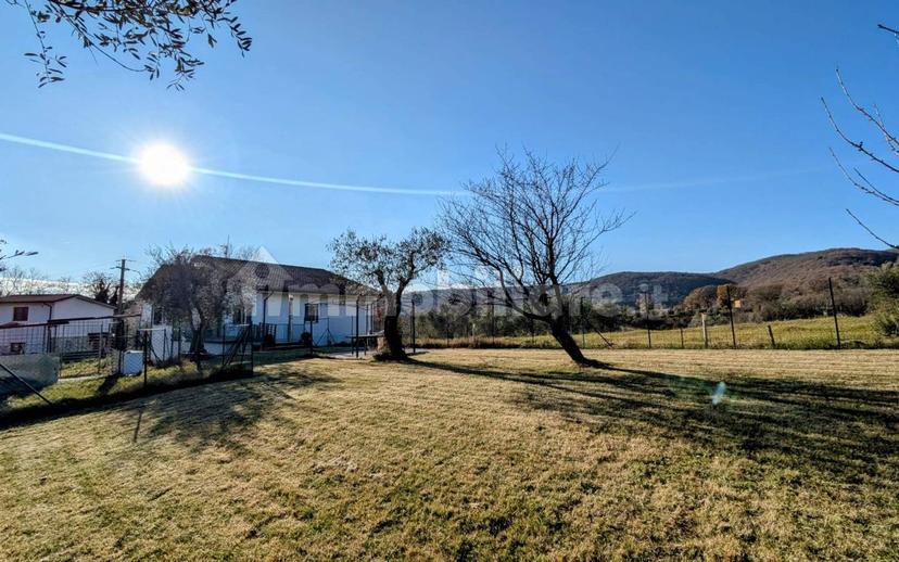 Appartamento in villa Contrada Salietto, Isernia — foto 52 di 56