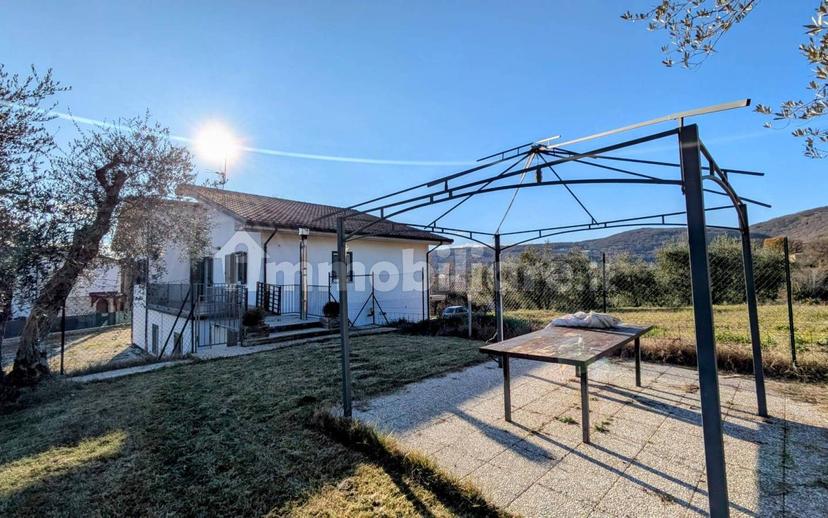 Appartamento in villa Contrada Salietto, Isernia — foto 21 di 56