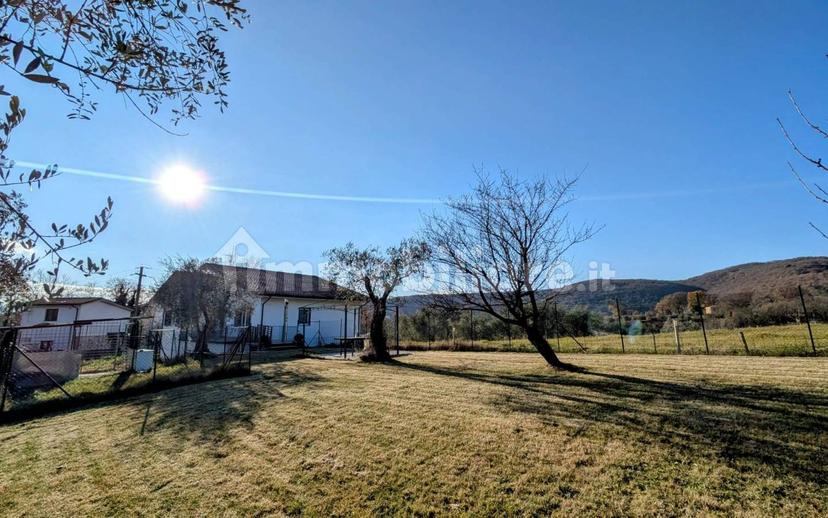 Appartamento in villa Contrada Salietto, Isernia — foto 38 di 56