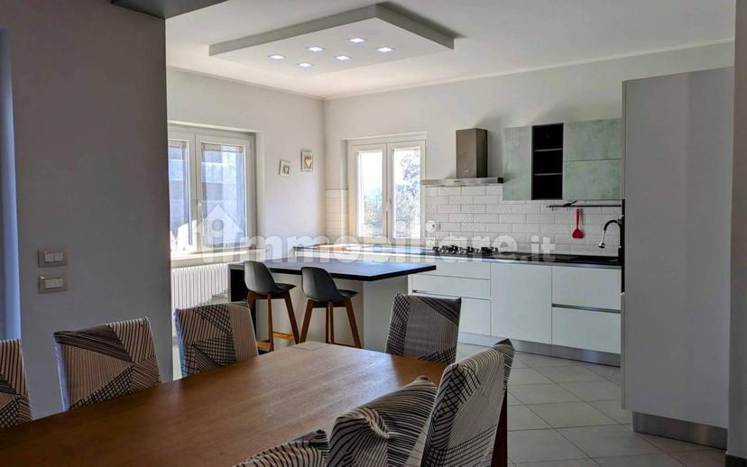 Appartamento in villa Contrada Salietto, Isernia — foto 26 di 56