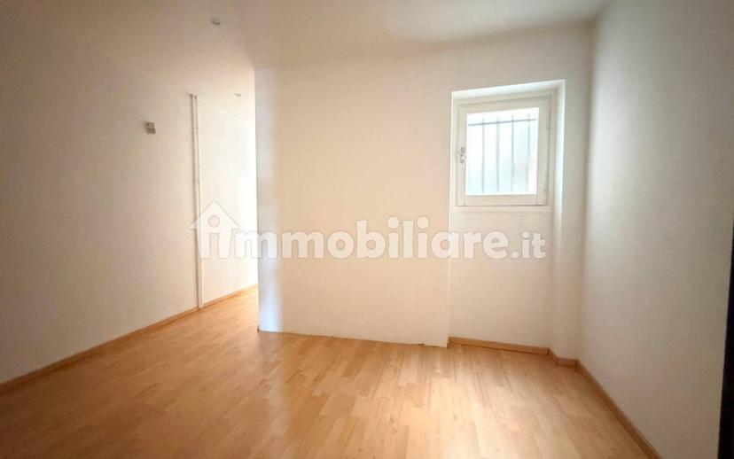 Bilocale via Piero Gobetti, Albaro, Genova