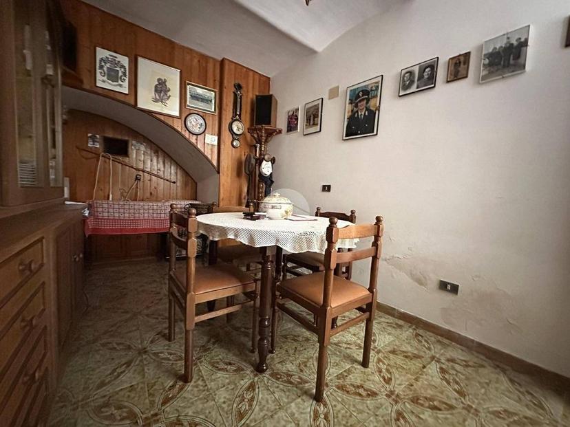 Terratetto unifamiliare via della Canala, Centro, Rocca di Cambio — foto 35 di 41