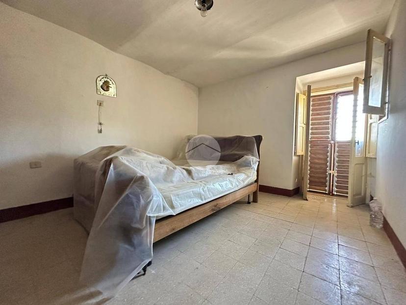 Terratetto unifamiliare via della Canala, Centro, Rocca di Cambio — foto 15 di 41