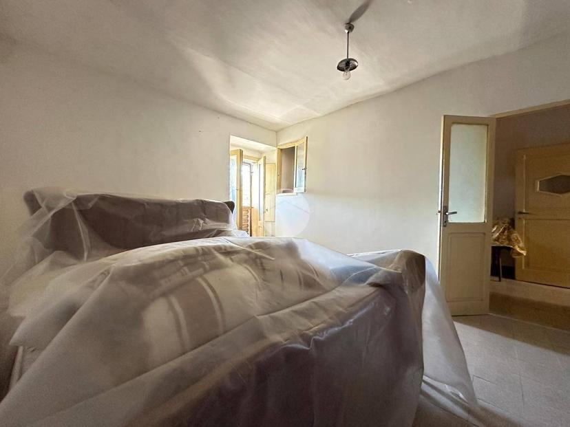 Terratetto unifamiliare via della Canala, Centro, Rocca di Cambio — foto 18 di 41