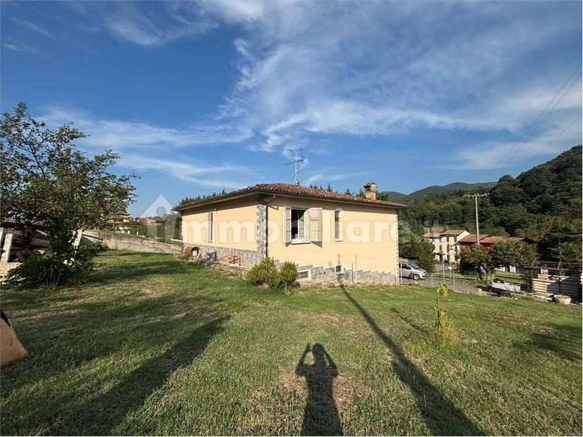 Villa unifamiliare via della possessione, 1, Sivizzano, Fornovo di Taro