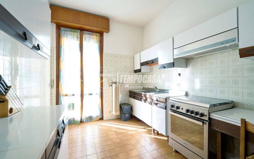 Trilocale vicolo Sant'Omobono, Centro, Cremona — foto 13 di 22