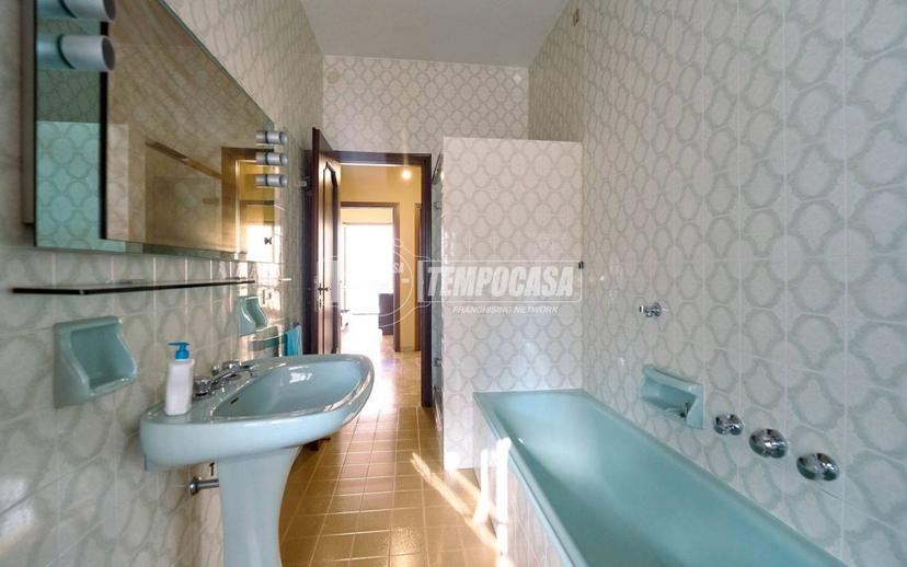 Trilocale vicolo Sant'Omobono, Centro, Cremona — foto 21 di 22