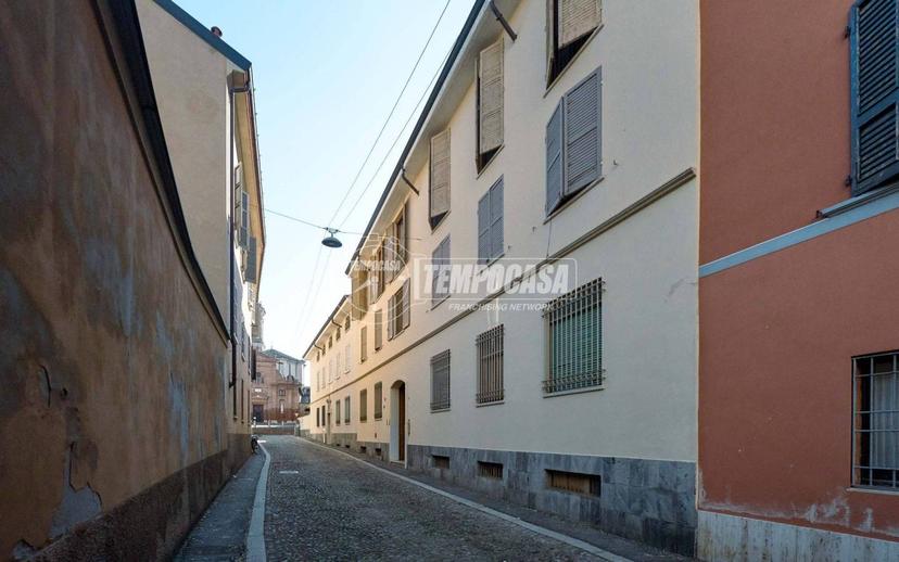 Trilocale vicolo Sant'Omobono, Centro, Cremona — foto 7 di 22