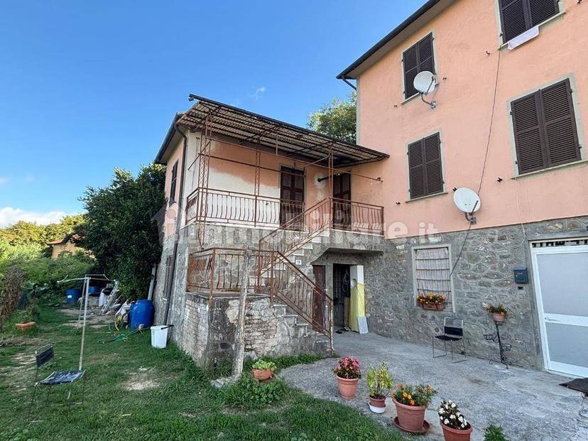 Terratetto unifamiliare via Nazionale, Centro, Filattiera — foto 6 di 11