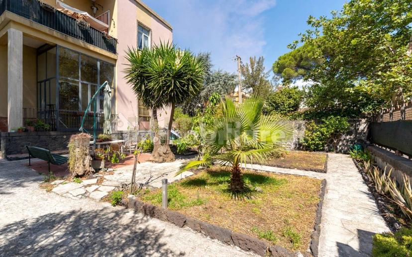 Villa unifamiliare via per Viagrande 33, Centro, San Giovanni la Punta — foto 31 di 83