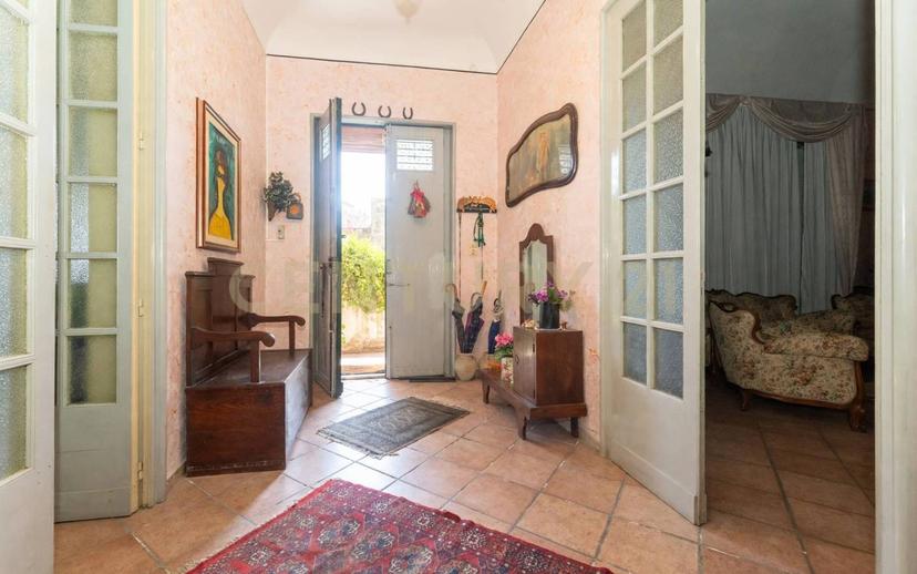 Villa unifamiliare via per Viagrande 33, Centro, San Giovanni la Punta — foto 4 di 83