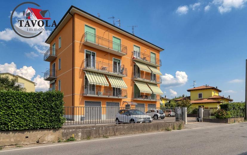 Trilocale via del Dovese 27, Centro, Arcisate — foto 2 di 25