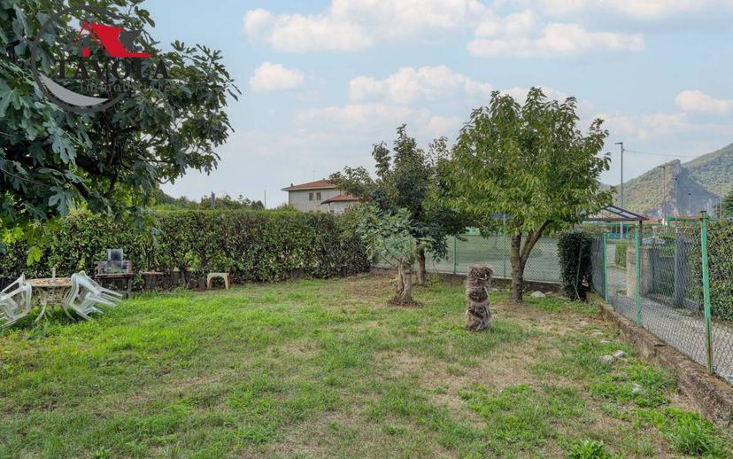 Trilocale via del Dovese 27, Centro, Arcisate — foto 7 di 25