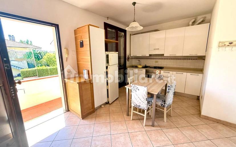 Trilocale ottimo stato, primo piano, Centro, Ponsacco — foto 3 di 6