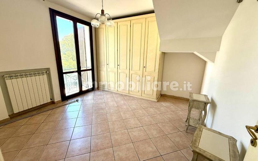 Trilocale ottimo stato, primo piano, Centro, Ponsacco