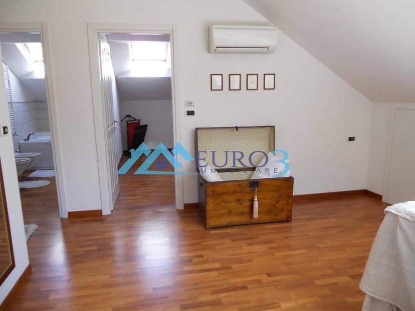 Trilocale via Quinto Curzio Rufo, Ascoli Piceno — foto 2 di 11