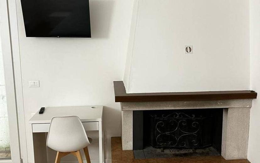 Appartamento via Leonardo da Vinci 12, Centro, Sirmione — foto 6 di 22