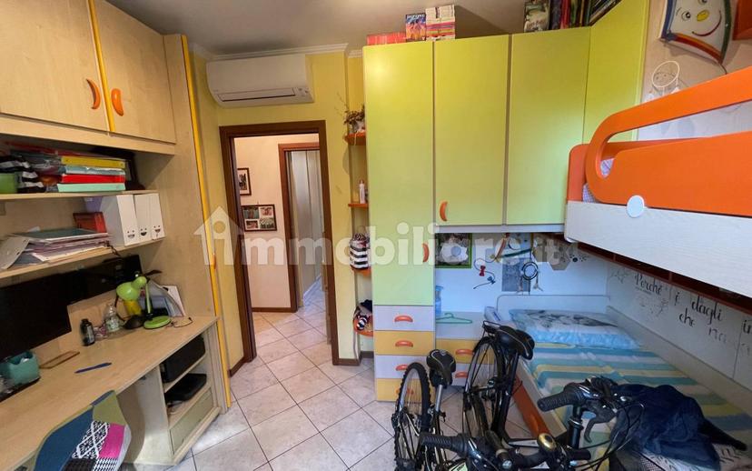 Trilocale buono stato, su più livelli, Ponte San Pietro — foto 19 di 28