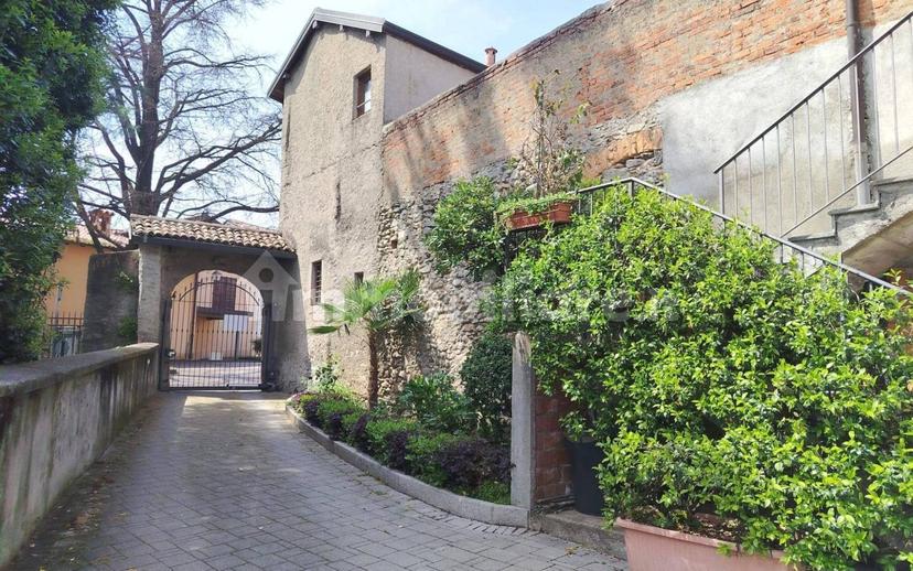 Bilocale piazza Parrocchiale, 10, Galliate Lombardo — foto 15 di 16