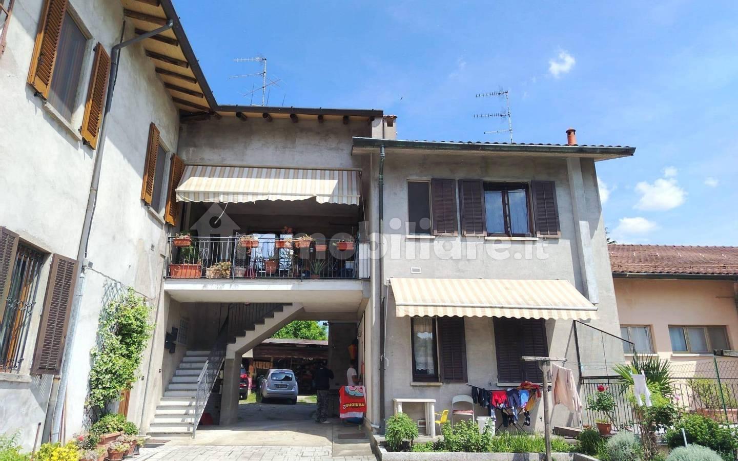 Bilocale piazza Parrocchiale, 10, Galliate Lombardo