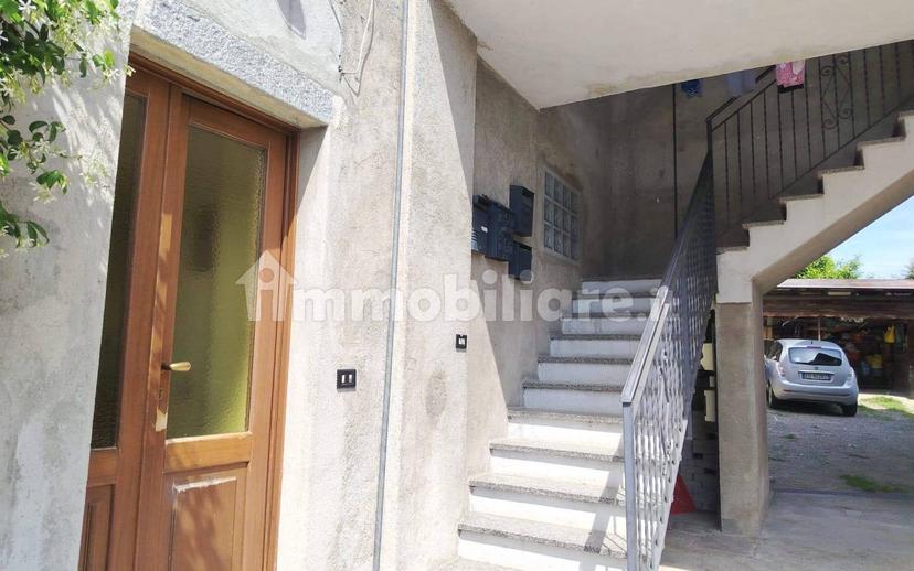 Bilocale piazza Parrocchiale, 10, Galliate Lombardo — foto 2 di 16