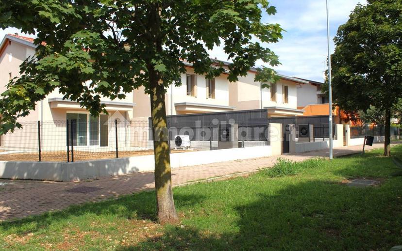 Villa unifamiliare via Sant'Antonio, Centro, Roveredo in Piano — foto 13 di 15