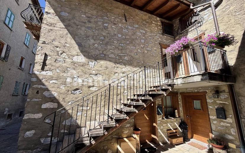 Quadrilocale via Somdoss, 4, Piatta, Valdisotto — foto 26 di 107