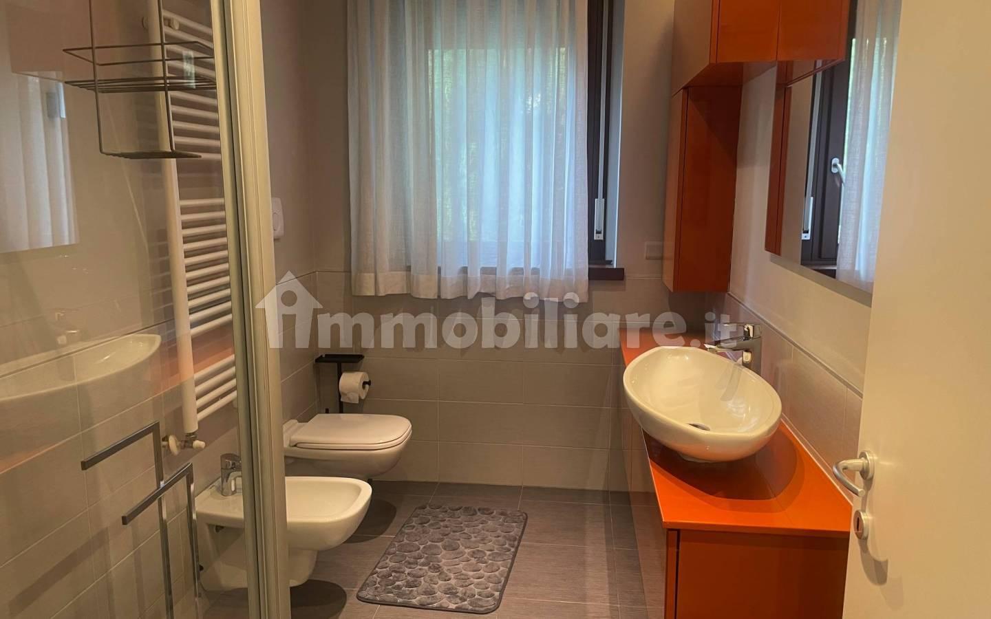 Trilocale via Pusiano 7, Boscherona, Monza