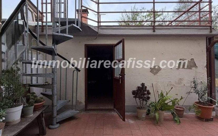 Terratetto unifamiliare via Vittorio Emanuele II,  34, Centro, Poggio a Caiano — foto 2 di 24