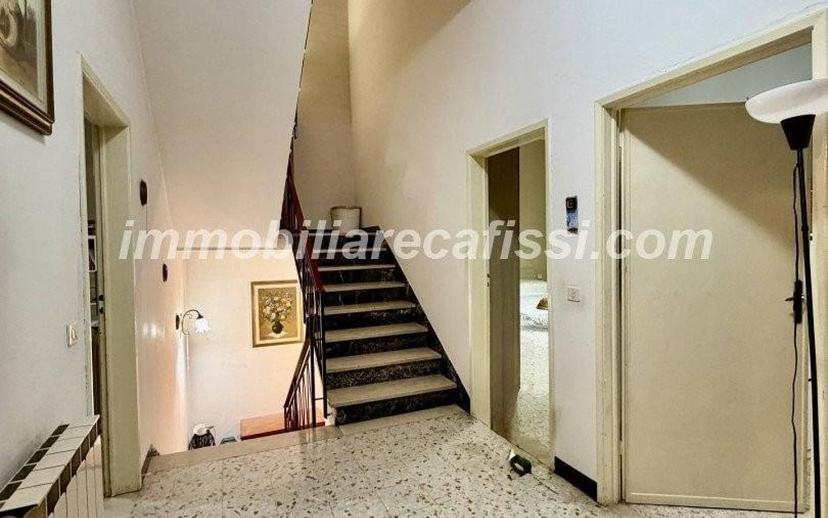 Terratetto unifamiliare via Vittorio Emanuele II,  34, Centro, Poggio a Caiano — foto 3 di 24
