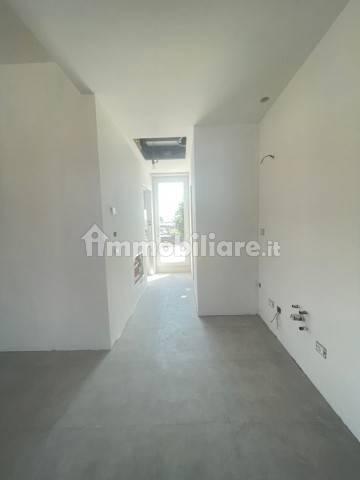 Bilocale via Montecassino 10, Altopiano, Baruccana, Seveso