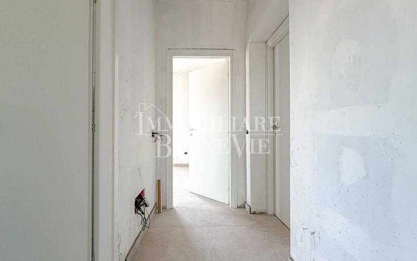 Trilocale via 25 Aprile 2, Camnago Boscone, Faloppio — foto 10 di 23