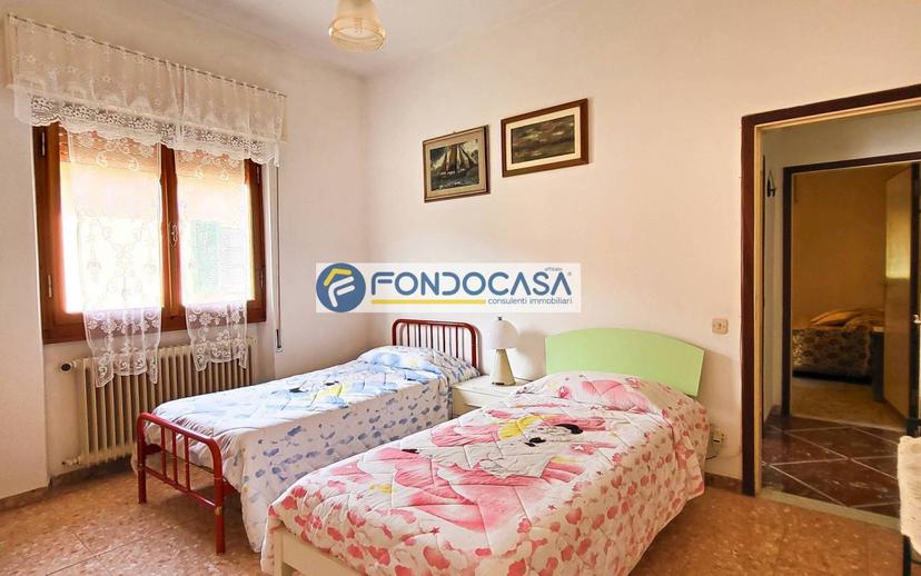 Villa unifamiliare via Franchetti, Ripa Pozzi Querceta Ponterosso, Seravezza