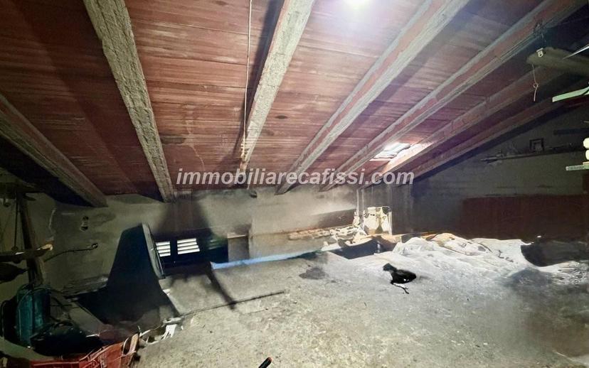Terratetto unifamiliare via Vittorio Emanuele II,  34, Centro, Poggio a Caiano