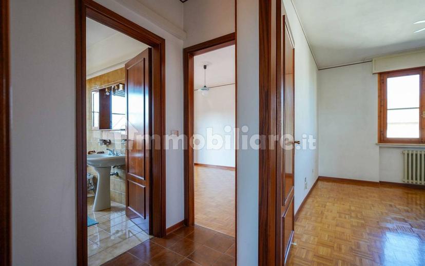 Trilocale via Angelo Navaresi 2, Baganzola - Aeroporto, Parma