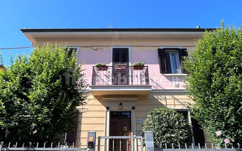 Trilocale ottimo stato, piano terra, Borgo Panigale, Bologna
