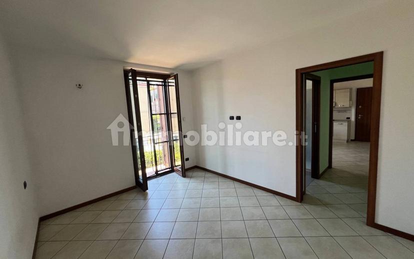 Bilocale via dei Mille, Centro, Barzanò — foto 2 di 25