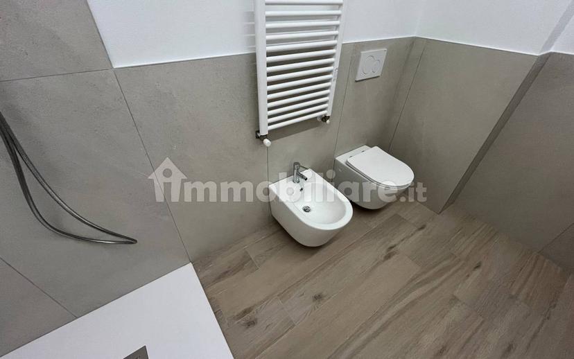 Trilocale via Achille Dogliotti 6, Ospedale, Busto Arsizio — foto 34 di 48