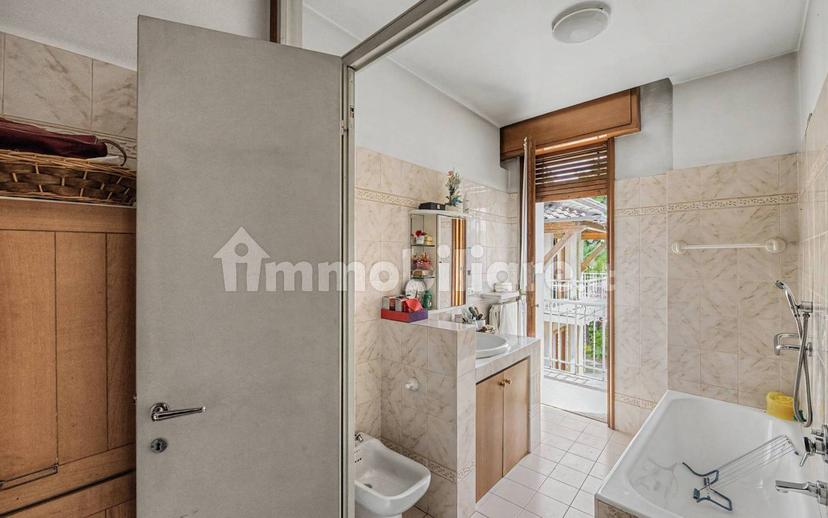 Villa unifamiliare via Carlo Rossini, 21, Centro, Tradate — foto 14 di 81
