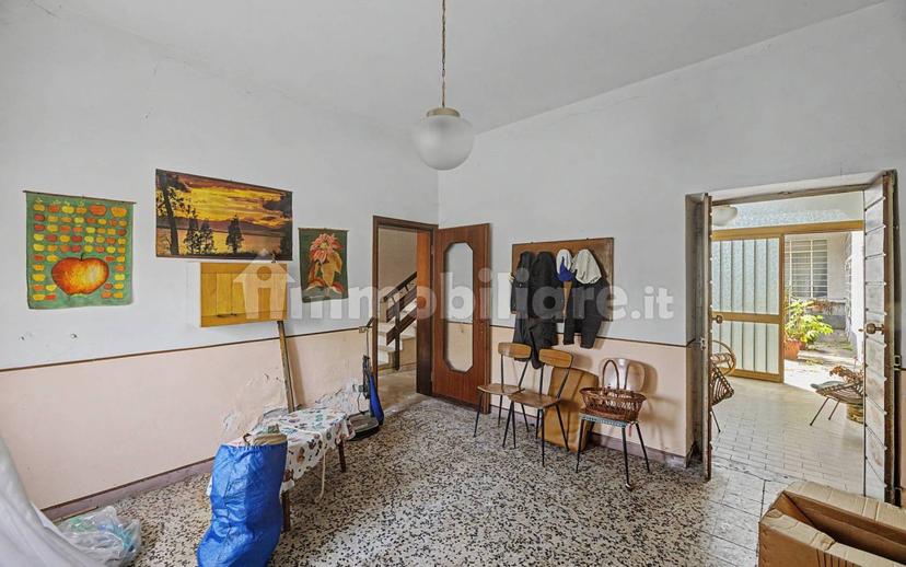 Villa unifamiliare via Carlo Rossini, 21, Centro, Tradate — foto 2 di 81