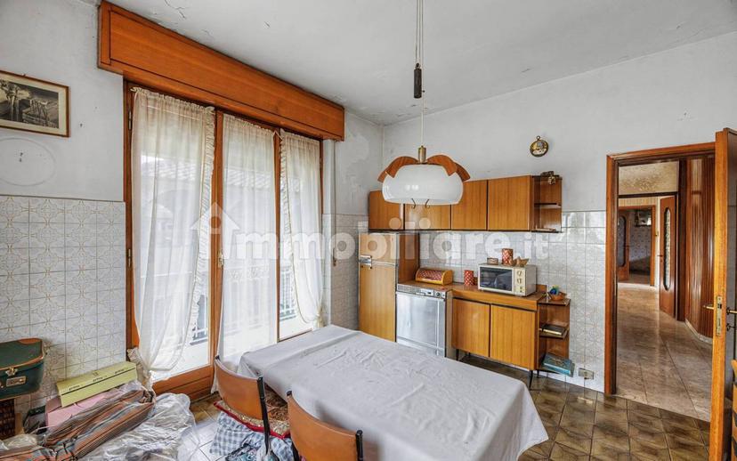 Villa unifamiliare via Carlo Rossini, 21, Centro, Tradate — foto 8 di 81