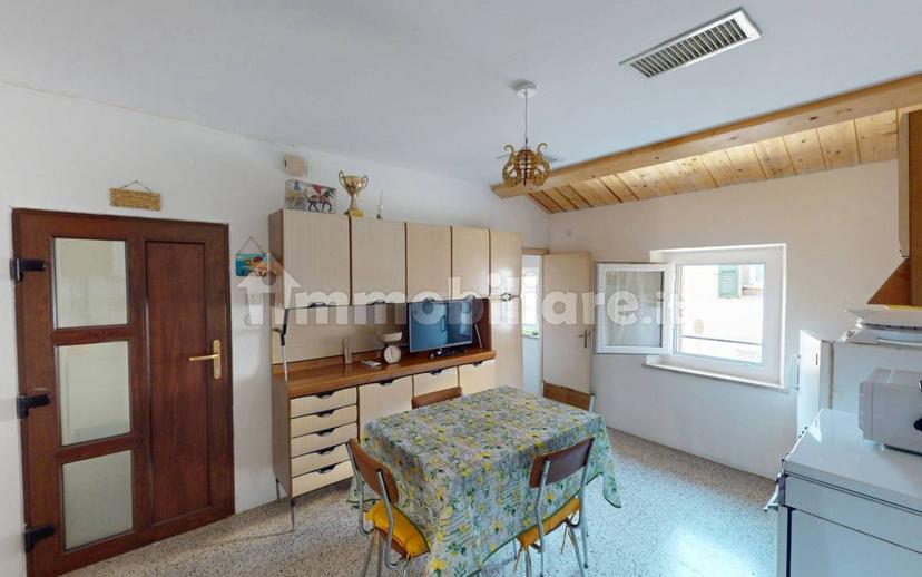 Bilocale via Camillo Benso di Cavour, Centro, Chiaravalle — foto 2 di 12