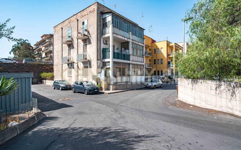 Trilocale via San Giacomo 3, Garibaldi - Nesima, Catania — foto 7 di 24