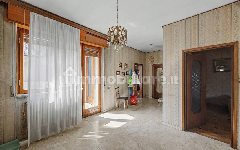 Villa unifamiliare via Carlo Rossini, 21, Centro, Tradate — foto 10 di 81