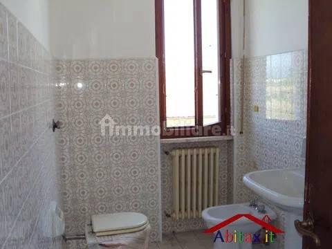 Appartamento Località Casanuova Di Ceciliano, 185, Ceciliano, Arezzo — foto 14 di 17