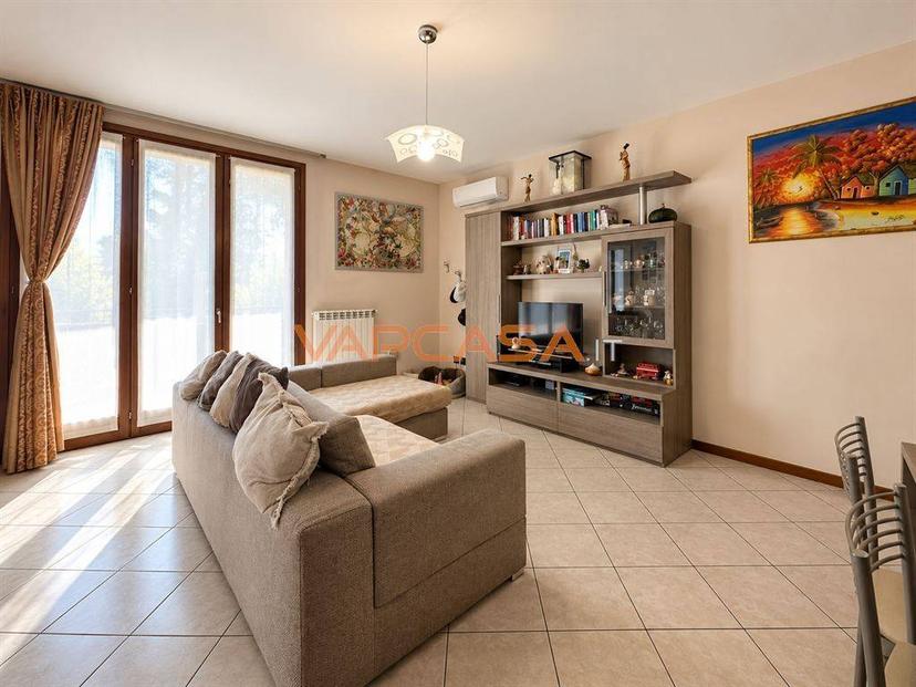 Bilocale via Francesco Crispi 45, Centro, Romano di Lombardia — foto 19 di 21