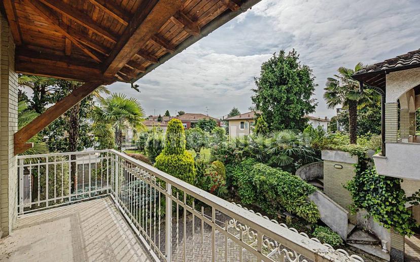 Villa unifamiliare via Carlo Rossini, 21, Centro, Tradate — foto 61 di 81