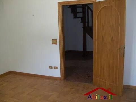 Villa unifamiliare via G. Deledda, 1, San Cipriano S.Barbara Centinal, Cavriglia — foto 38 di 42