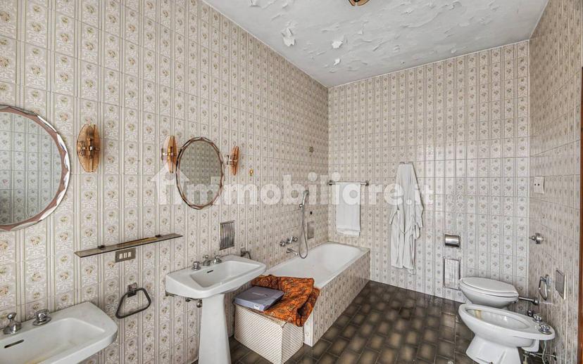 Villa unifamiliare via Carlo Rossini, 21, Centro, Tradate — foto 65 di 81