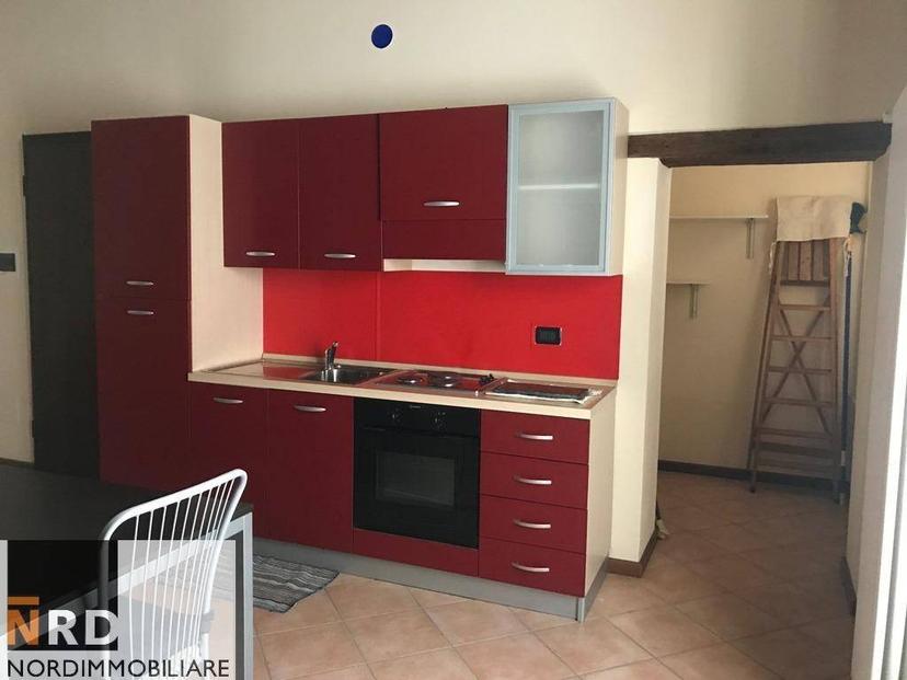 Bilocale ottimo stato, secondo piano, Centro, Mantova — foto 2 di 17